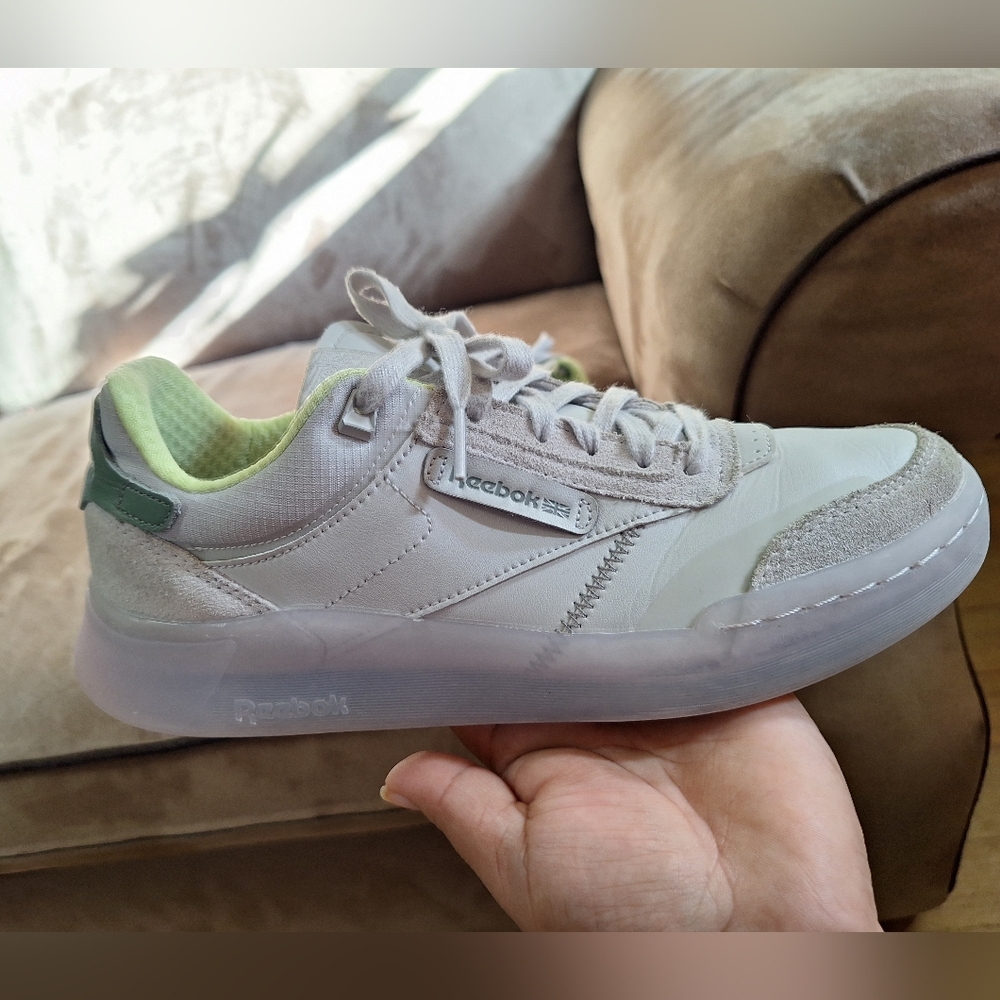 REBOOK Club C Legacy MENS size 7